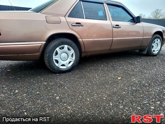 Мерседес Е-Клас, об'ємом двигуна 2.5 л та пробігом 350 тис. км за 4999 $, фото 4 на Automoto.ua