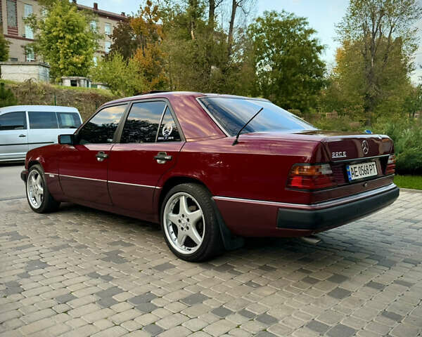 Мерседес Е-Класс, объемом двигателя 2.2 л и пробегом 386 тыс. км за 4800 $, фото 4 на Automoto.ua