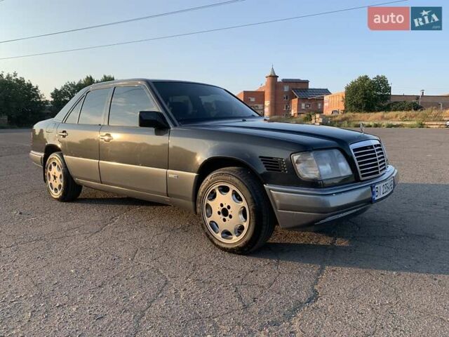 Мерседес Е-Класс, объемом двигателя 2.5 л и пробегом 508 тыс. км за 6000 $, фото 10 на Automoto.ua