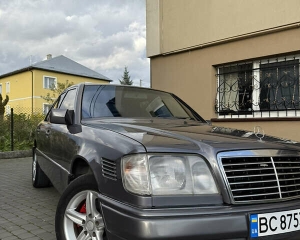 Мерседес Е-Класс, объемом двигателя 2.5 л и пробегом 365 тыс. км за 6500 $, фото 1 на Automoto.ua