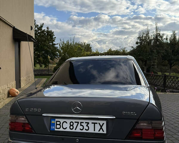 Мерседес Е-Класс, объемом двигателя 2.5 л и пробегом 365 тыс. км за 6500 $, фото 8 на Automoto.ua