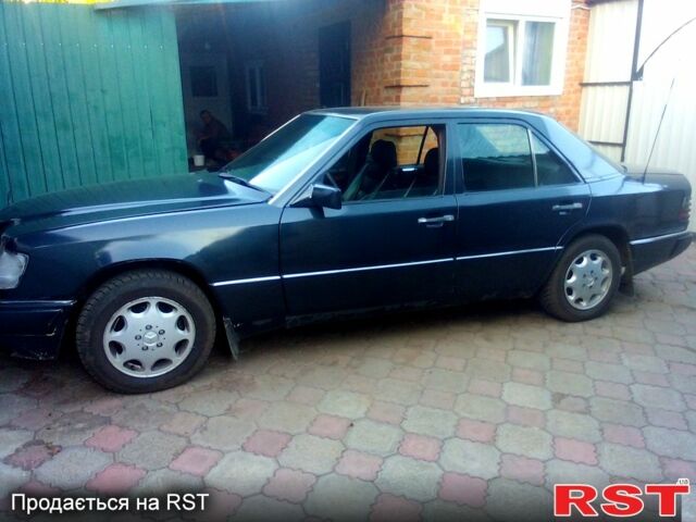 Мерседес Е-Клас, об'ємом двигуна 2 л та пробігом 500 тис. км за 3200 $, фото 1 на Automoto.ua