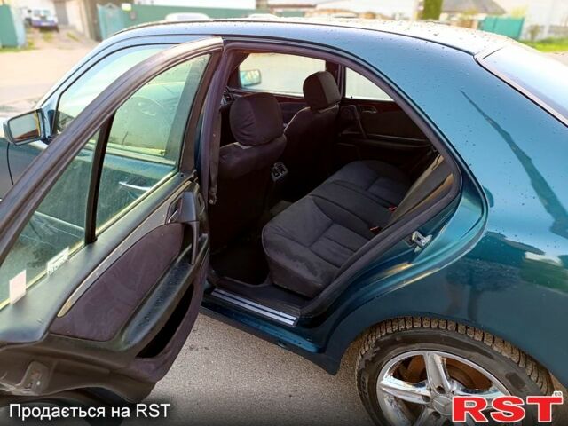 Мерседес Е-Клас, об'ємом двигуна 2 л та пробігом 0 тис. км за 2300 $, фото 2 на Automoto.ua