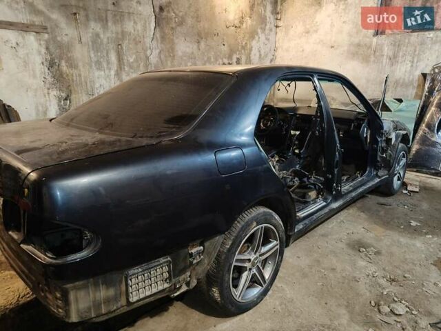 Мерседес Е-Клас, об'ємом двигуна 3.2 л та пробігом 380 тис. км за 2100 $, фото 2 на Automoto.ua