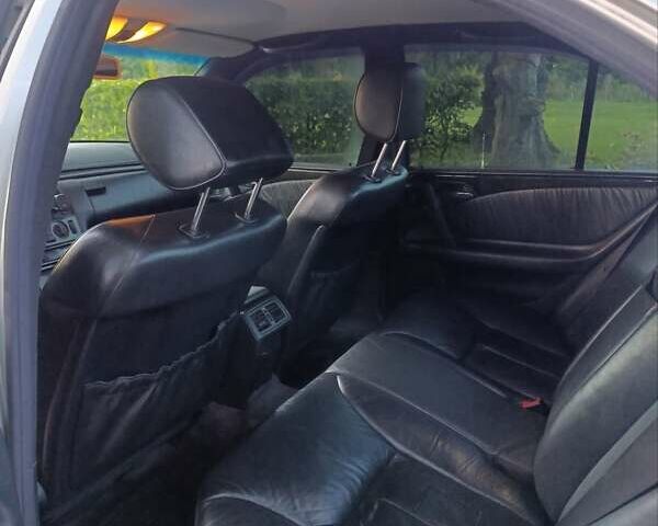 Мерседес Е-Класс, объемом двигателя 3.2 л и пробегом 530 тыс. км за 3500 $, фото 2 на Automoto.ua