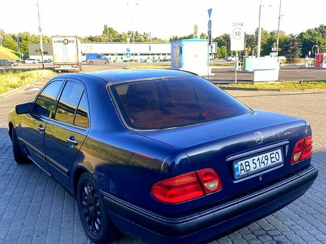 Мерседес Е-Класс, объемом двигателя 3 л и пробегом 354 тыс. км за 2500 $, фото 1 на Automoto.ua