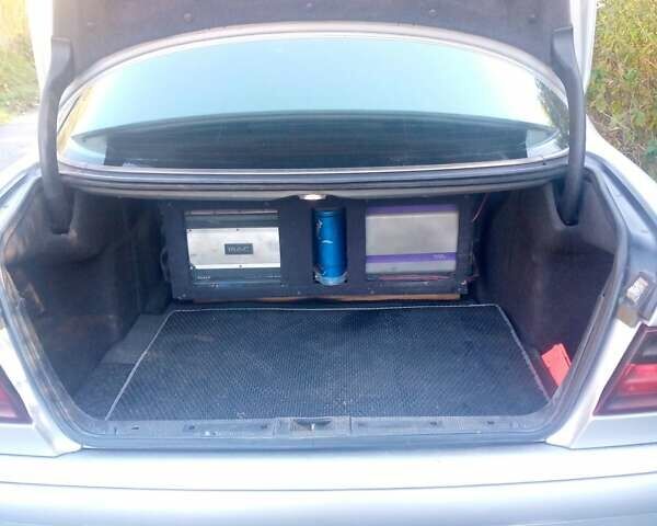 Мерседес Е-Класс, объемом двигателя 2.2 л и пробегом 418 тыс. км за 3600 $, фото 4 на Automoto.ua