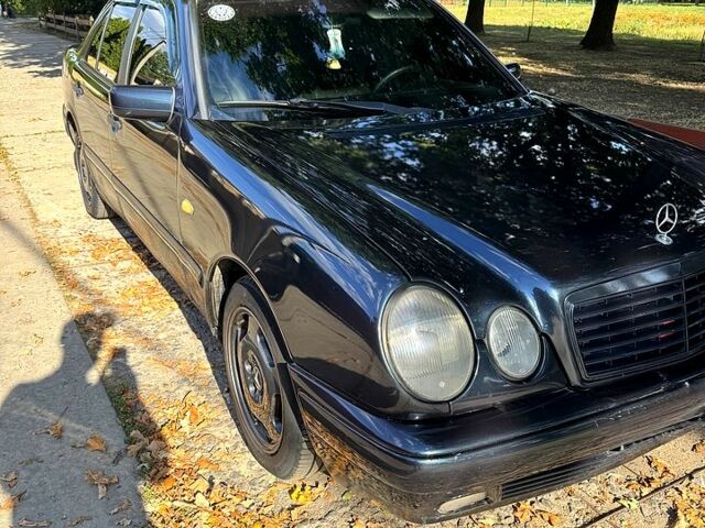 Мерседес Е-Класс, объемом двигателя 2.3 л и пробегом 0 тыс. км за 3999 $, фото 1 на Automoto.ua
