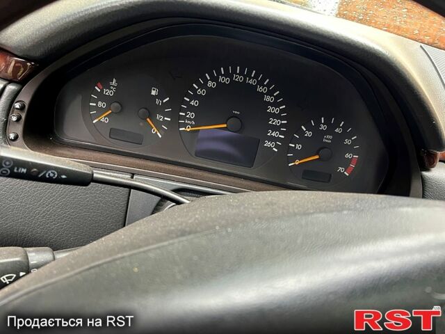 Мерседес Е-Класс, объемом двигателя 3.2 л и пробегом 0 тыс. км за 4100 $, фото 6 на Automoto.ua