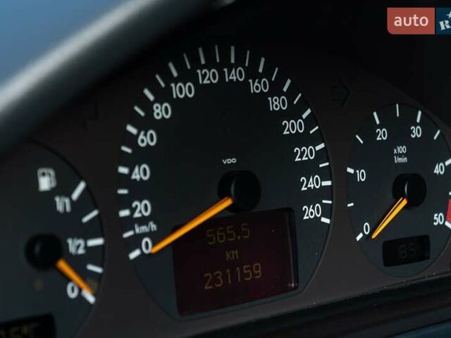Мерседес Е-Класс, объемом двигателя 2.7 л и пробегом 235 тыс. км за 8999 $, фото 132 на Automoto.ua