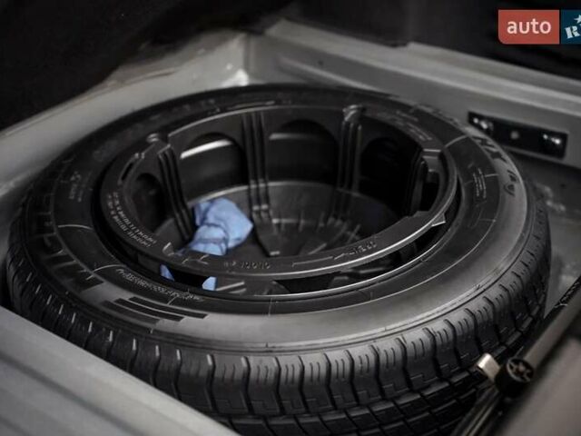 Мерседес Е-Класс, объемом двигателя 2.7 л и пробегом 235 тыс. км за 8999 $, фото 52 на Automoto.ua