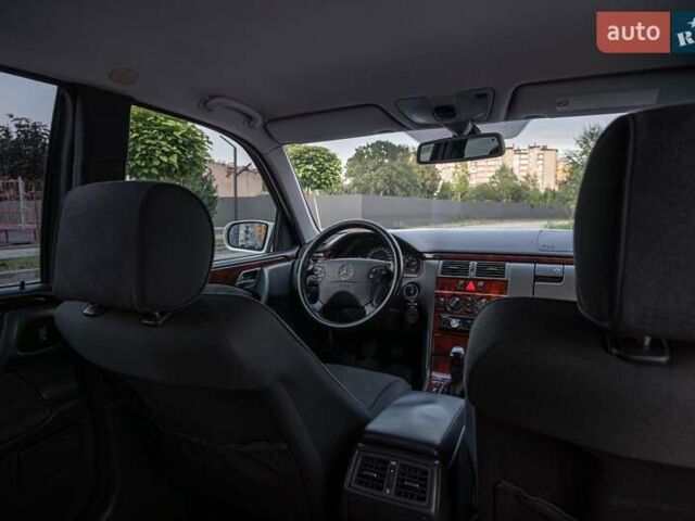Мерседес Е-Класс, объемом двигателя 2.7 л и пробегом 235 тыс. км за 8999 $, фото 151 на Automoto.ua