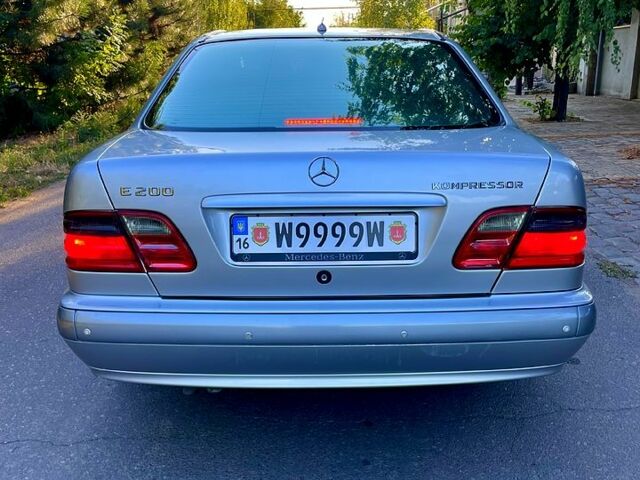 Мерседес Е-Класс, объемом двигателя 2 л и пробегом 362 тыс. км за 4500 $, фото 5 на Automoto.ua