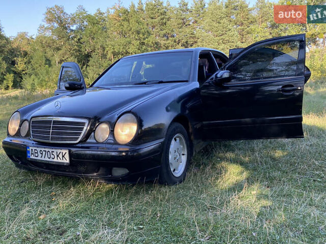 Мерседес Е-Класс, объемом двигателя 2.2 л и пробегом 360 тыс. км за 3894 $, фото 5 на Automoto.ua