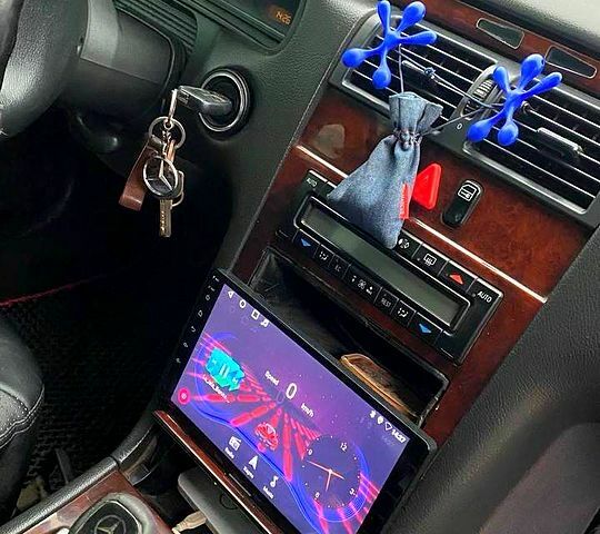 Мерседес Е-Клас, об'ємом двигуна 2.6 л та пробігом 0 тис. км за 3500 $, фото 1 на Automoto.ua