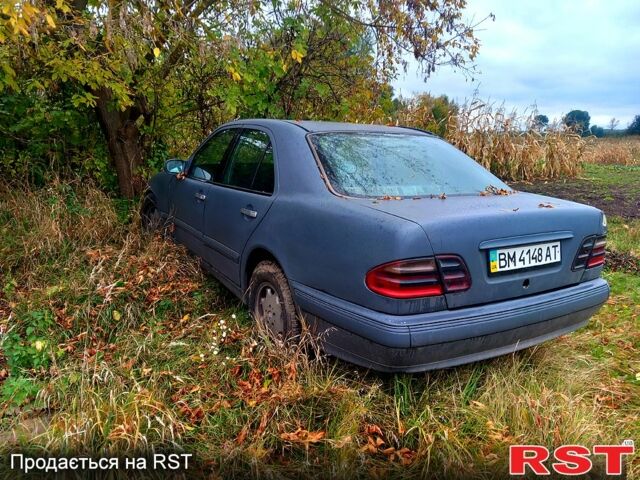 Мерседес Е-Класс, объемом двигателя 2.2 л и пробегом 450 тыс. км за 1300 $, фото 2 на Automoto.ua