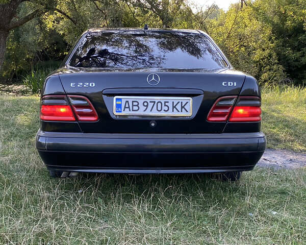 Мерседес Е-Класс, объемом двигателя 2.2 л и пробегом 360 тыс. км за 3894 $, фото 8 на Automoto.ua