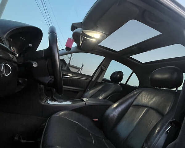 Мерседес Е-Класс, объемом двигателя 2.7 л и пробегом 350 тыс. км за 5700 $, фото 9 на Automoto.ua