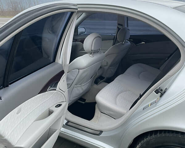 Мерседес Е-Класс, объемом двигателя 2.7 л и пробегом 493 тыс. км за 7200 $, фото 9 на Automoto.ua