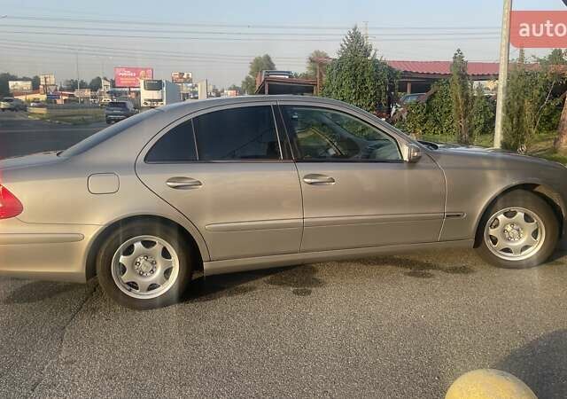 Мерседес Е-Класс, объемом двигателя 2.2 л и пробегом 345 тыс. км за 8000 $, фото 9 на Automoto.ua