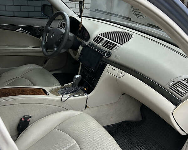 Мерседес Е-Клас, об'ємом двигуна 2.7 л та пробігом 237 тис. км за 7800 $, фото 5 на Automoto.ua