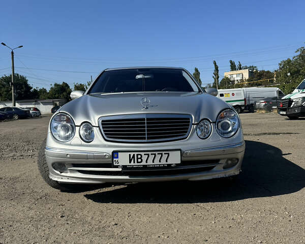 Мерседес Е-Класс, объемом двигателя 3.2 л и пробегом 318 тыс. км за 6000 $, фото 1 на Automoto.ua