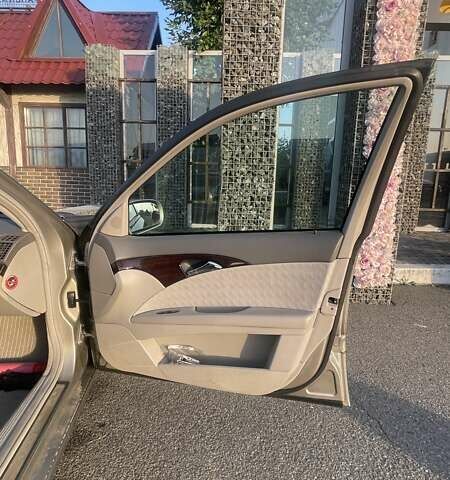 Мерседес Е-Класс, объемом двигателя 2.2 л и пробегом 345 тыс. км за 8000 $, фото 5 на Automoto.ua