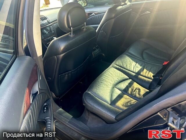 Мерседес Е-Клас, об'ємом двигуна 2.6 л та пробігом 0 тис. км за 5500 $, фото 3 на Automoto.ua