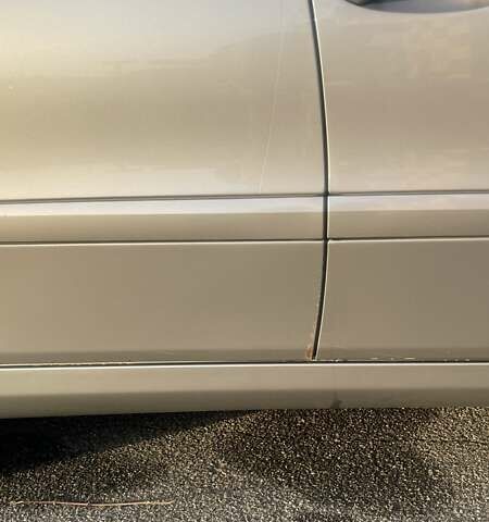 Мерседес Е-Класс, объемом двигателя 2.2 л и пробегом 345 тыс. км за 8000 $, фото 17 на Automoto.ua