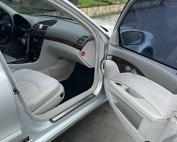 Мерседес Е-Класс, объемом двигателя 2.7 л и пробегом 493 тыс. км за 7200 $, фото 6 на Automoto.ua
