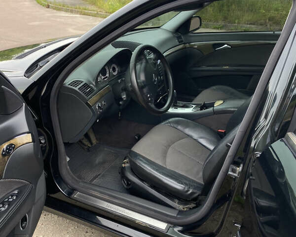 Мерседес Е-Класс, объемом двигателя 3.2 л и пробегом 250 тыс. км за 6900 $, фото 10 на Automoto.ua