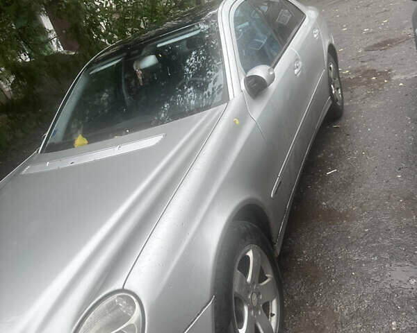 Мерседес Е-Класс 2003 в Балаклее на Automoto.ua Мерседес Е-Класс, объемом двигателя 2.7 л и пробегом 483 тыс. км за 3000 $, фото 5 на Automoto.ua