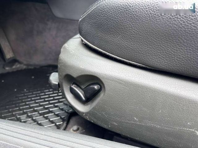 Мерседес Е-Класс, объемом двигателя 0 л и пробегом 382 тыс. км за 8890 $, фото 16 на Automoto.ua