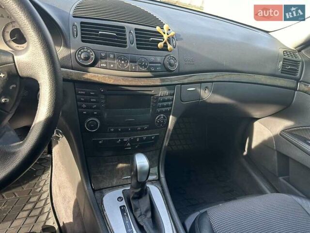 Мерседес Е-Класс, объемом двигателя 2.7 л и пробегом 357 тыс. км за 8000 $, фото 8 на Automoto.ua