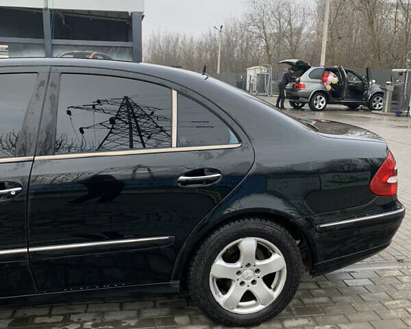 Мерседес Е-Клас, об'ємом двигуна 3.2 л та пробігом 328 тис. км за 7499 $, фото 5 на Automoto.ua