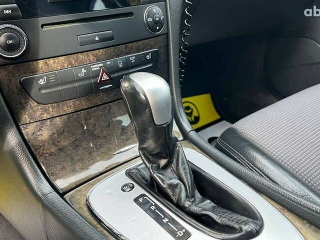 Мерседес Е-Класс, объемом двигателя 0 л и пробегом 330 тыс. км за 9000 $, фото 13 на Automoto.ua