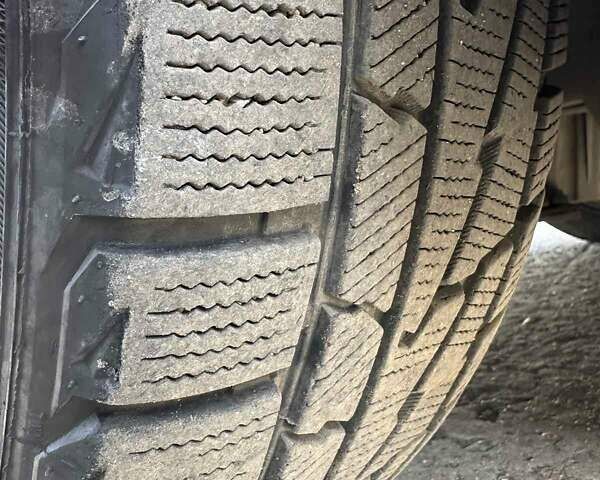 Мерседес Е-Класс, объемом двигателя 2.7 л и пробегом 357 тыс. км за 8000 $, фото 9 на Automoto.ua