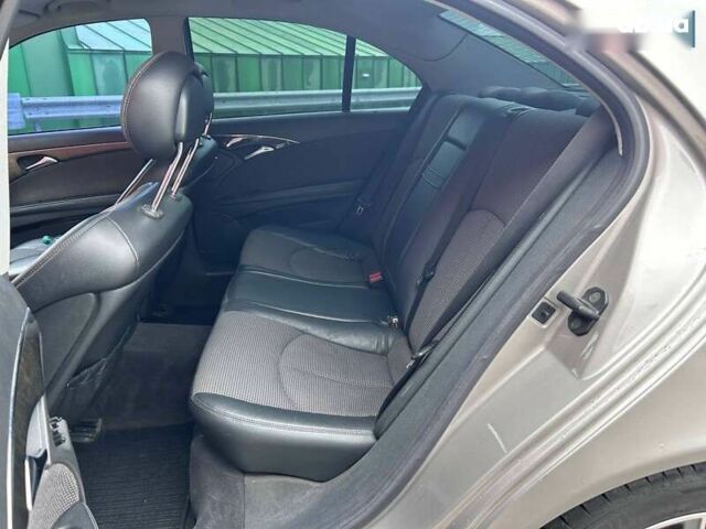 Мерседес Е-Класс, объемом двигателя 0 л и пробегом 382 тыс. км за 8890 $, фото 8 на Automoto.ua