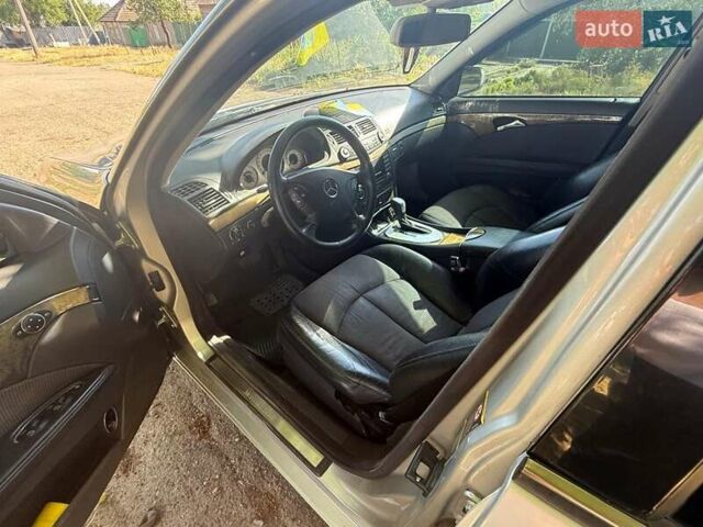 Мерседес Е-Класс, объемом двигателя 2.7 л и пробегом 395 тыс. км за 3235 $, фото 13 на Automoto.ua