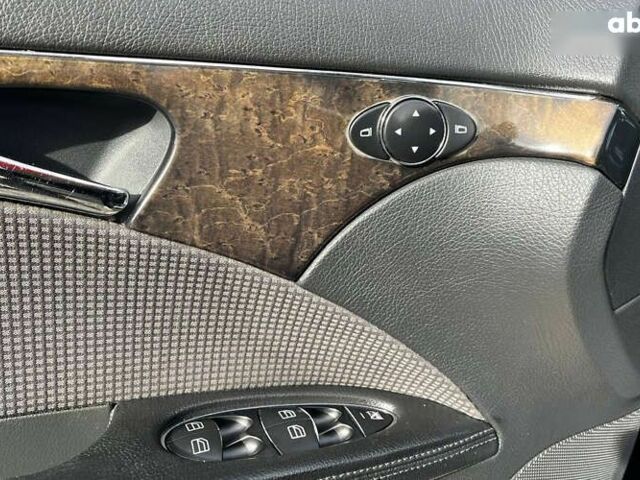 Мерседес Е-Класс, объемом двигателя 0 л и пробегом 330 тыс. км за 9000 $, фото 17 на Automoto.ua