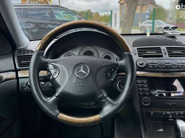Мерседес Е-Класс, объемом двигателя 0 л и пробегом 330 тыс. км за 9000 $, фото 10 на Automoto.ua