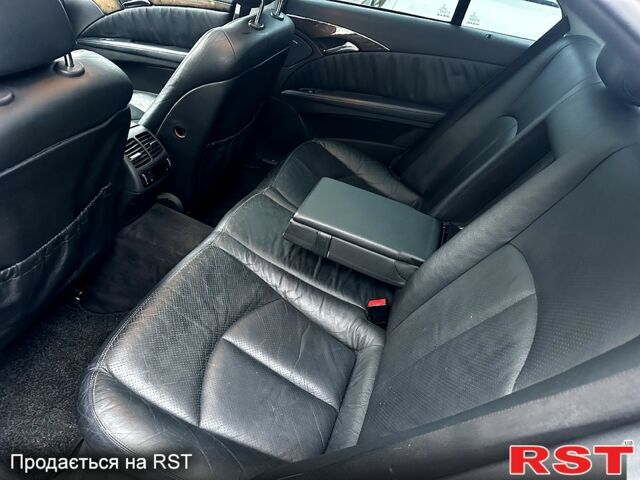 Мерседес Е-Класс, объемом двигателя 3.2 л и пробегом 0 тыс. км за 7500 $, фото 6 на Automoto.ua