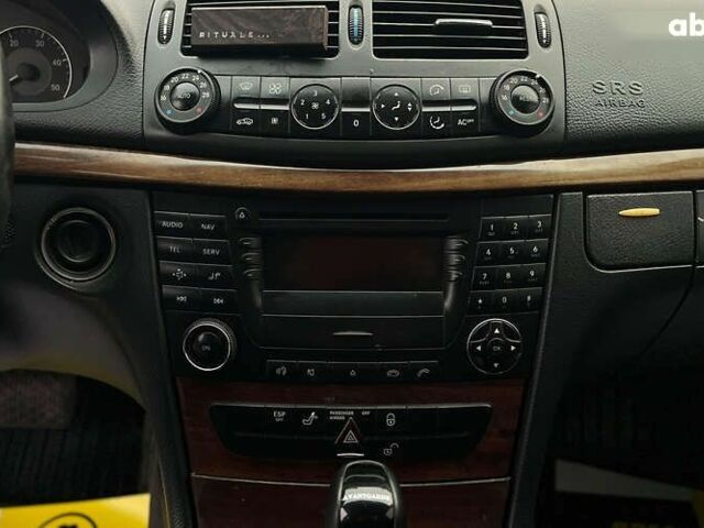 Мерседес Е-Класс, объемом двигателя 2.2 л и пробегом 372 тыс. км за 5900 $, фото 14 на Automoto.ua