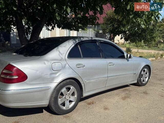 Мерседес Е-Класс, объемом двигателя 2.7 л и пробегом 395 тыс. км за 3235 $, фото 6 на Automoto.ua
