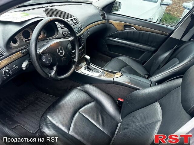 Мерседес Е-Класс, объемом двигателя 3.2 л и пробегом 0 тыс. км за 7500 $, фото 5 на Automoto.ua