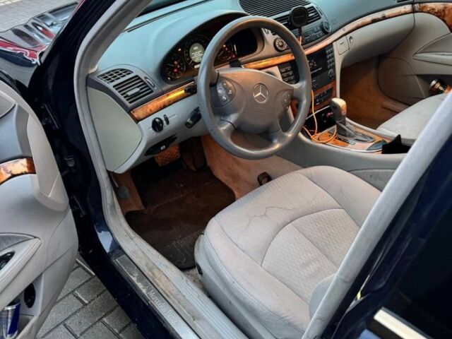 Мерседес Е-Класс, объемом двигателя 0 л и пробегом 250 тыс. км за 3650 $, фото 5 на Automoto.ua