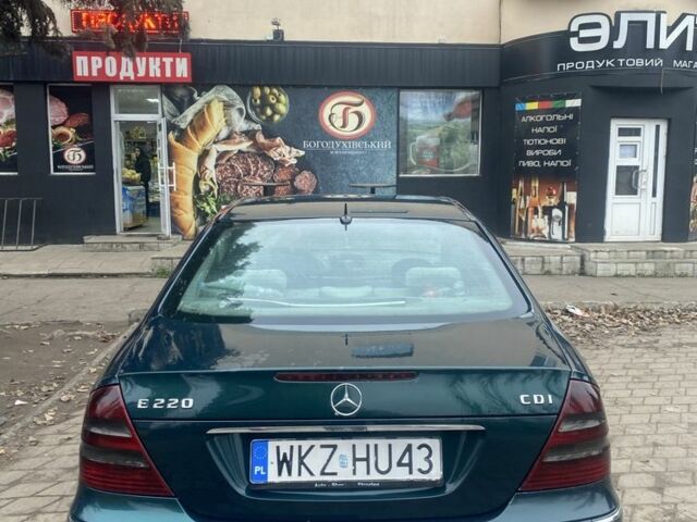 Мерседес Е-Класс, объемом двигателя 2.2 л и пробегом 321 тыс. км за 2450 $, фото 4 на Automoto.ua