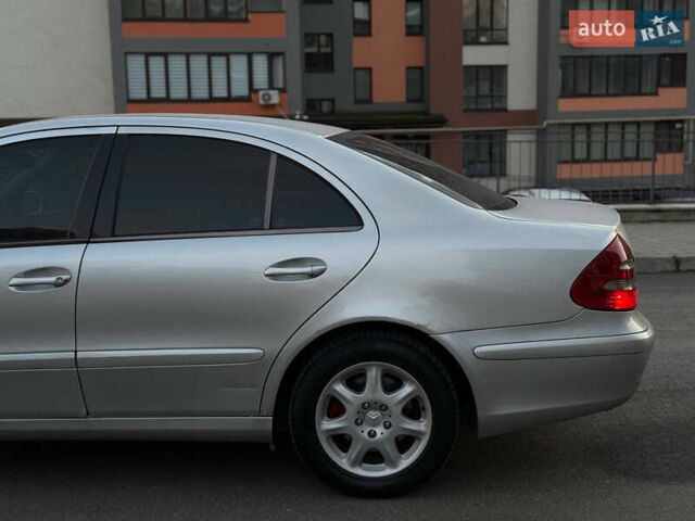 Мерседес Е-Клас, об'ємом двигуна 2.2 л та пробігом 388 тис. км за 4800 $, фото 4 на Automoto.ua