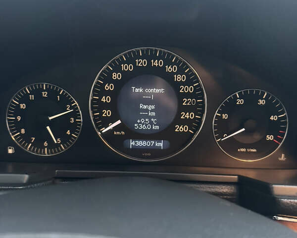 Мерседес Е-Класс, объемом двигателя 3.2 л и пробегом 439 тыс. км за 8500 $, фото 25 на Automoto.ua