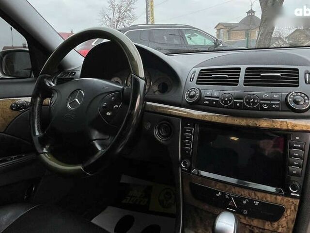 Мерседес Е-Клас, об'ємом двигуна 3.2 л та пробігом 275 тис. км за 8700 $, фото 18 на Automoto.ua